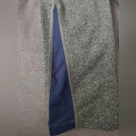Women's North Face Cropped Leggings, size XS, gray - Picture 5 of 5
